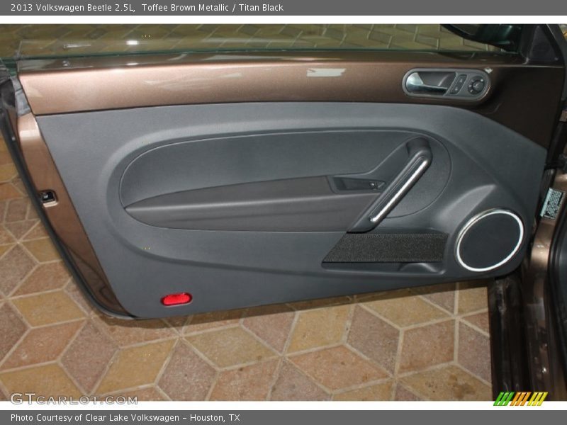 Toffee Brown Metallic / Titan Black 2013 Volkswagen Beetle 2.5L