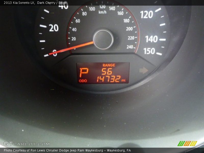 Dark Cherry / Beige 2013 Kia Sorento LX