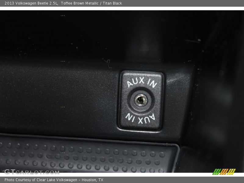 Toffee Brown Metallic / Titan Black 2013 Volkswagen Beetle 2.5L