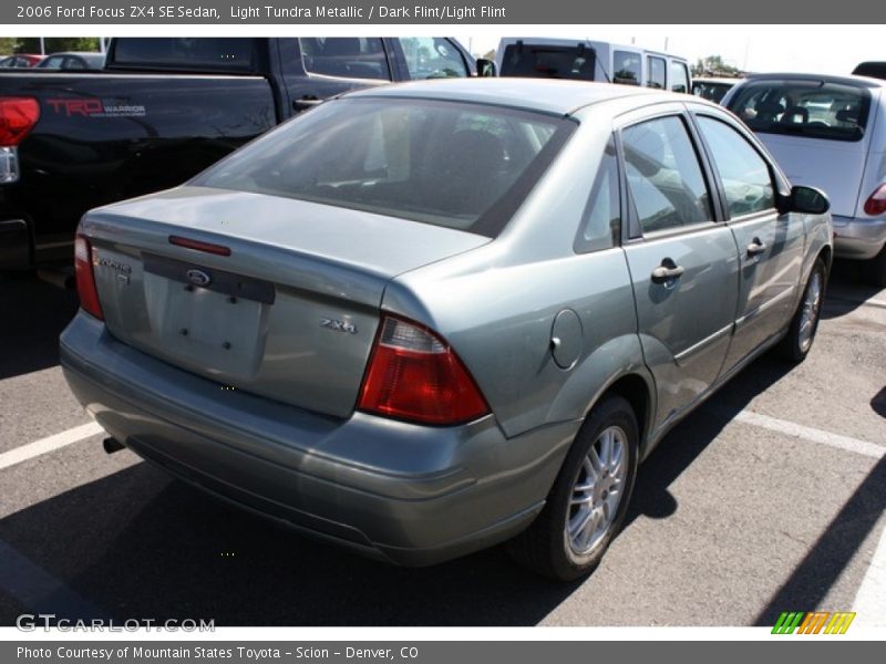 Light Tundra Metallic / Dark Flint/Light Flint 2006 Ford Focus ZX4 SE Sedan