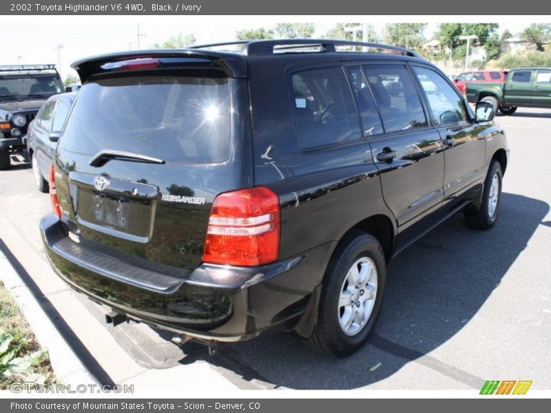 Black / Ivory 2002 Toyota Highlander V6 4WD