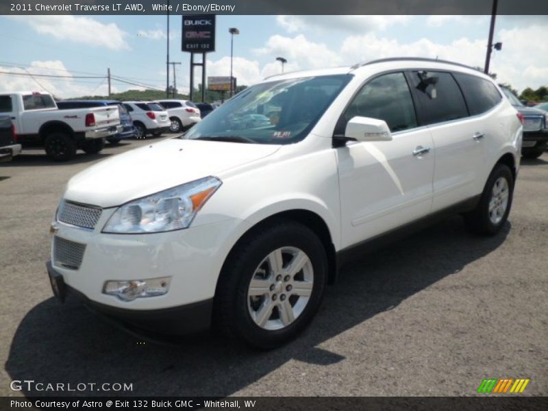 White / Ebony/Ebony 2011 Chevrolet Traverse LT AWD