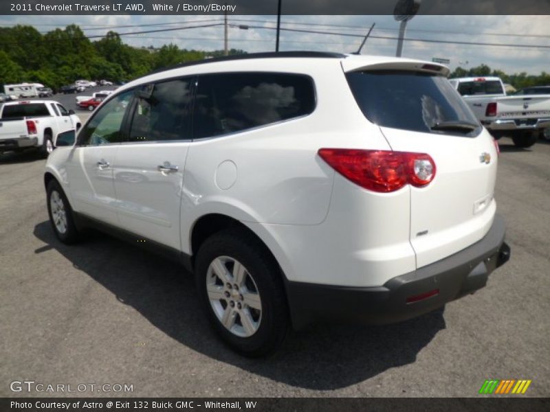 White / Ebony/Ebony 2011 Chevrolet Traverse LT AWD
