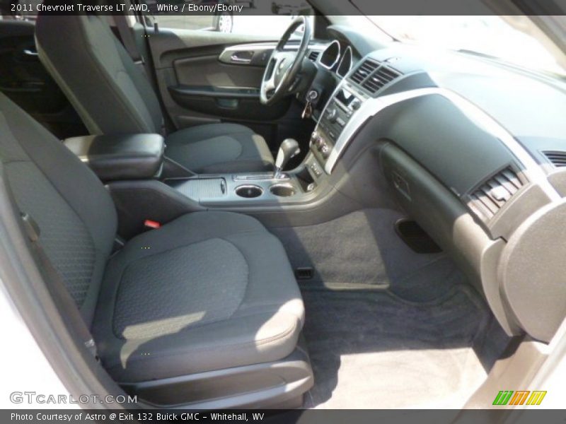 White / Ebony/Ebony 2011 Chevrolet Traverse LT AWD