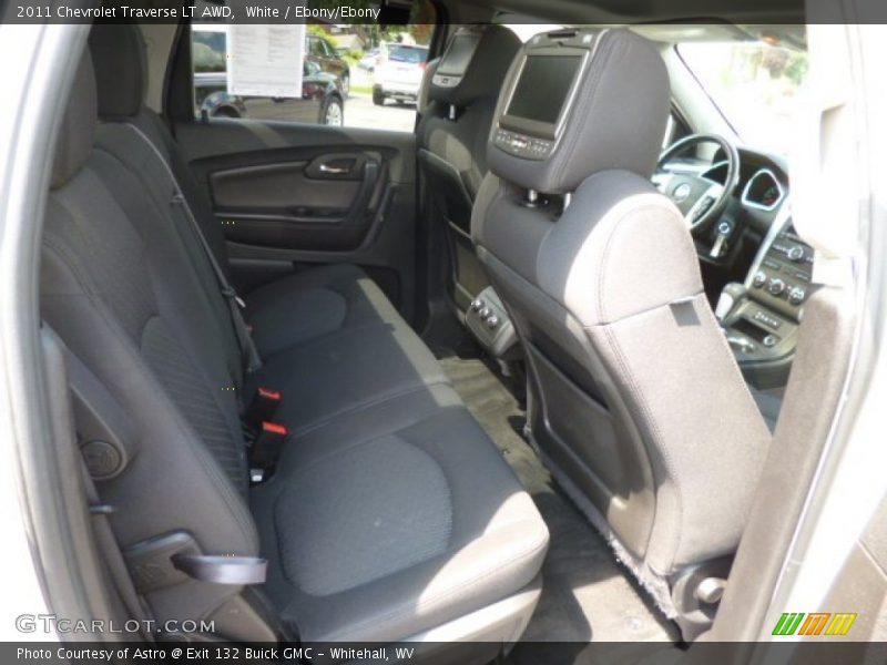 White / Ebony/Ebony 2011 Chevrolet Traverse LT AWD