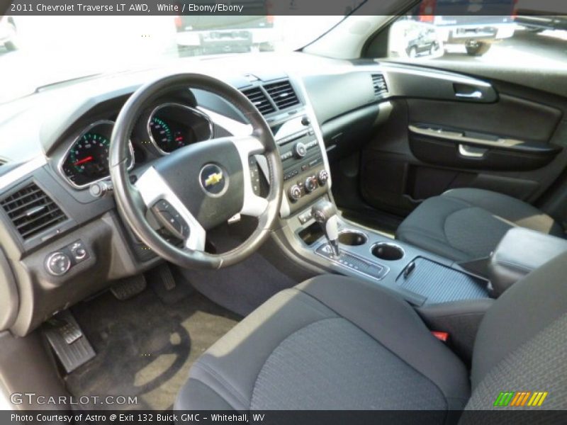 White / Ebony/Ebony 2011 Chevrolet Traverse LT AWD