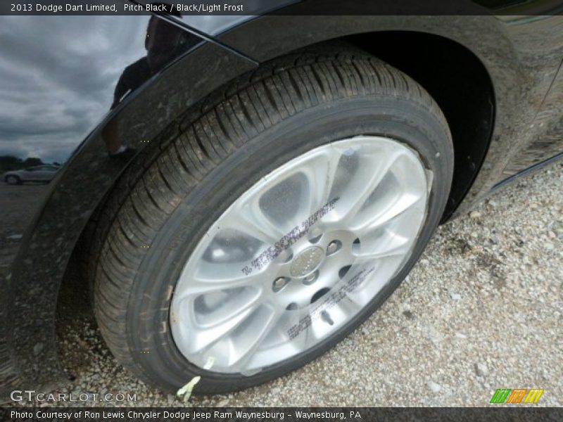 Pitch Black / Black/Light Frost 2013 Dodge Dart Limited