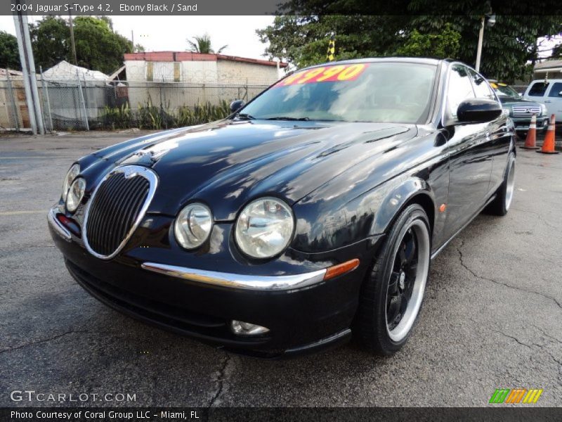 Ebony Black / Sand 2004 Jaguar S-Type 4.2