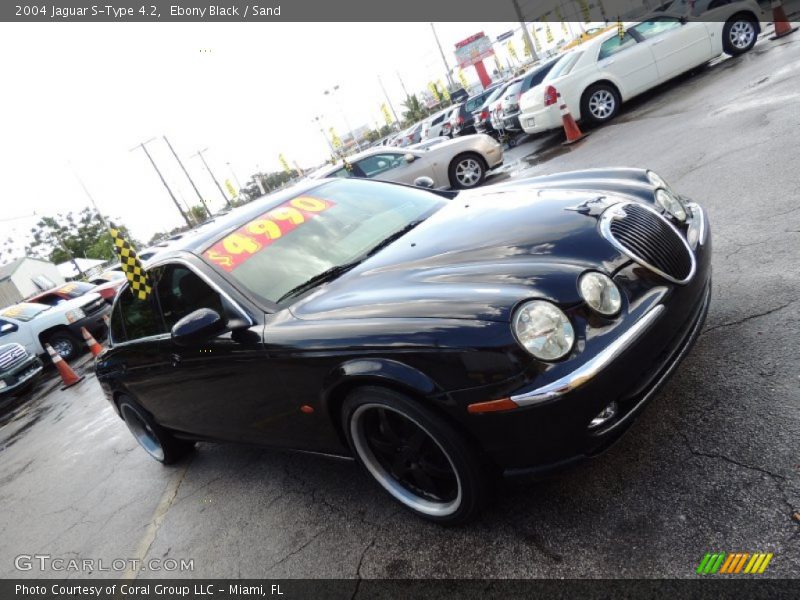 Ebony Black / Sand 2004 Jaguar S-Type 4.2