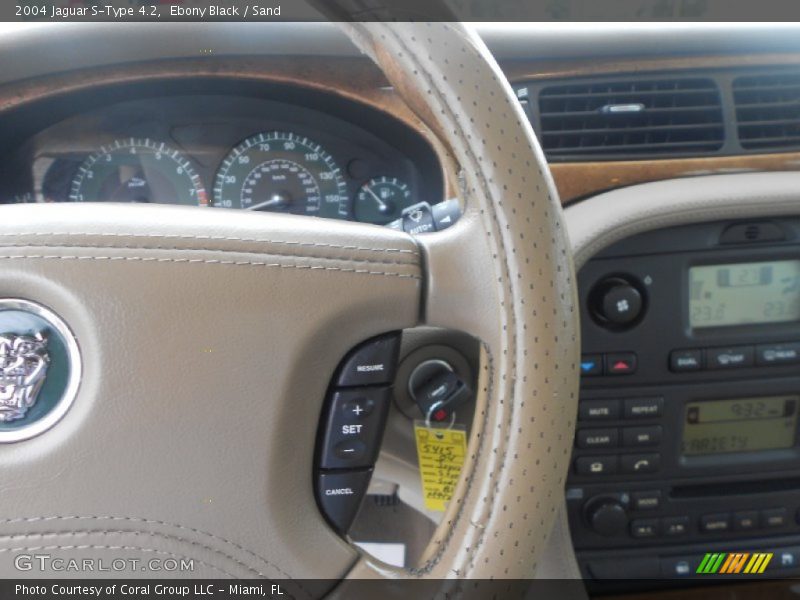 Ebony Black / Sand 2004 Jaguar S-Type 4.2