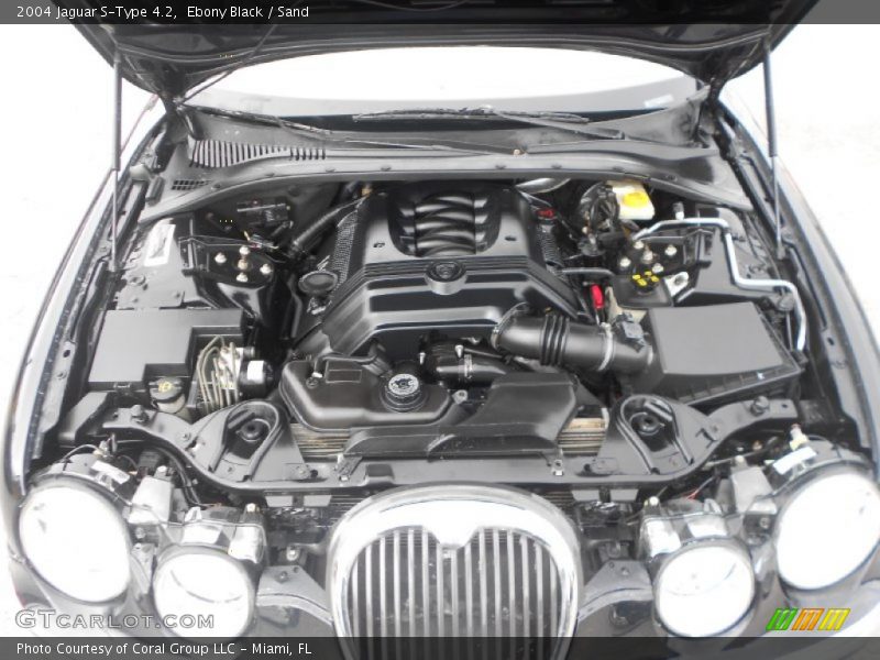  2004 S-Type 4.2 Engine - 4.2 Liter DOHC 32 Valve V8