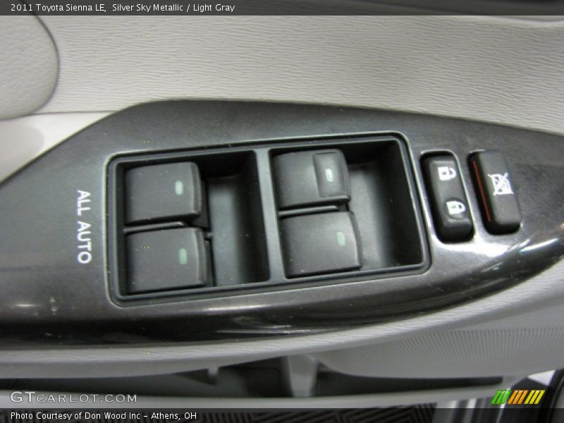 Silver Sky Metallic / Light Gray 2011 Toyota Sienna LE