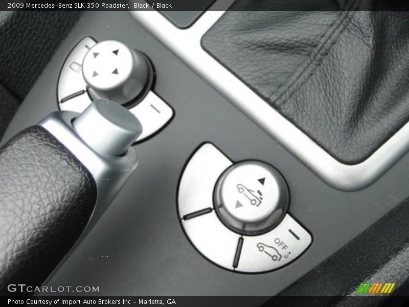 Controls of 2009 SLK 350 Roadster