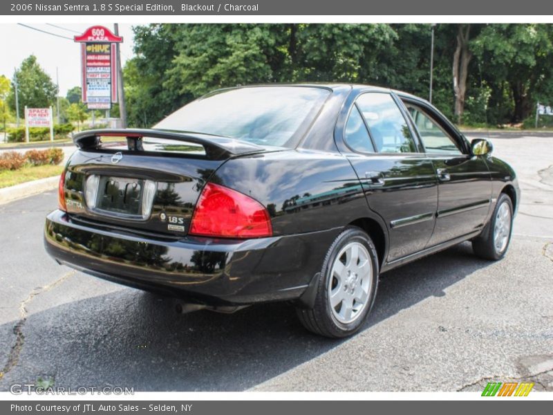 Blackout / Charcoal 2006 Nissan Sentra 1.8 S Special Edition