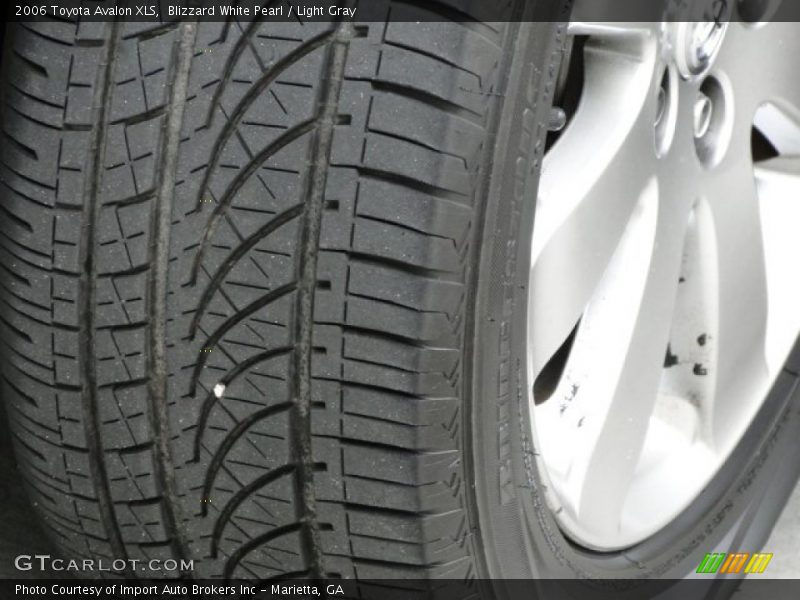 Blizzard White Pearl / Light Gray 2006 Toyota Avalon XLS