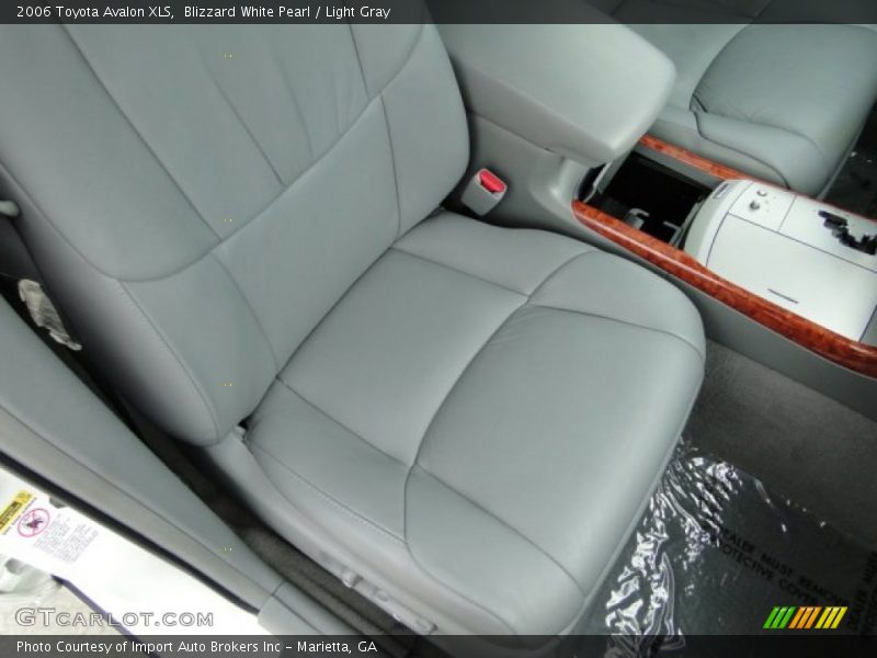 Blizzard White Pearl / Light Gray 2006 Toyota Avalon XLS
