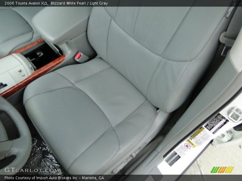 Blizzard White Pearl / Light Gray 2006 Toyota Avalon XLS