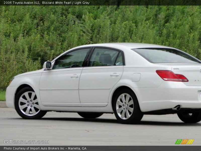 Blizzard White Pearl / Light Gray 2006 Toyota Avalon XLS
