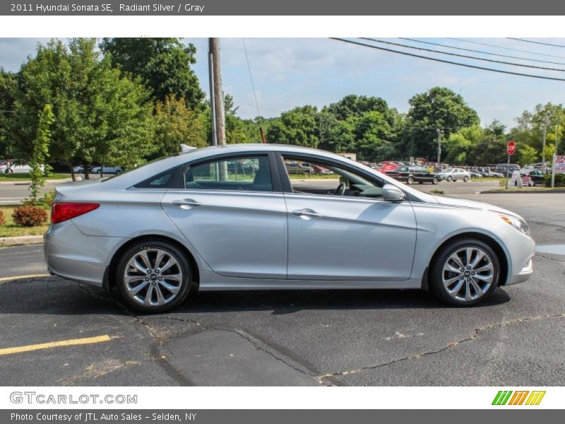 Radiant Silver / Gray 2011 Hyundai Sonata SE