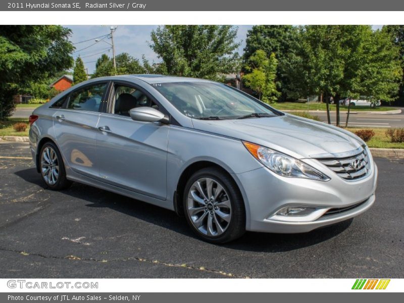 Radiant Silver / Gray 2011 Hyundai Sonata SE