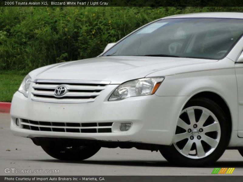 Blizzard White Pearl / Light Gray 2006 Toyota Avalon XLS