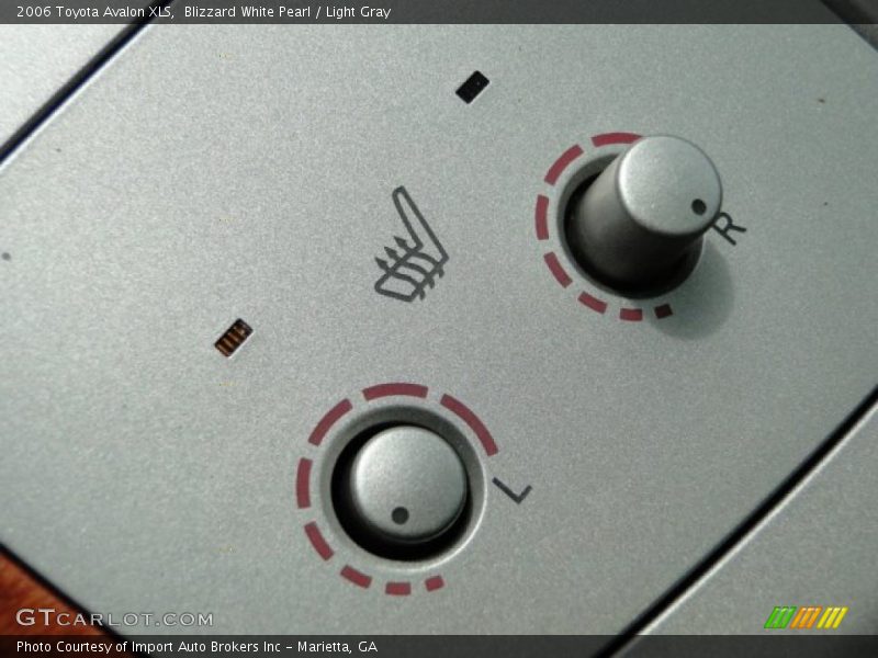 Blizzard White Pearl / Light Gray 2006 Toyota Avalon XLS