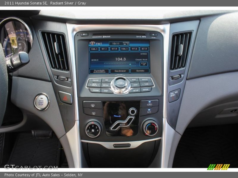 Radiant Silver / Gray 2011 Hyundai Sonata SE