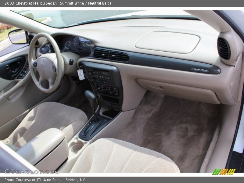 Dashboard of 2003 Malibu Sedan