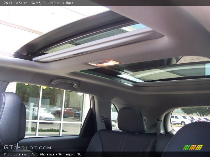 Ebony Black / Black 2013 Kia Sorento SX V6