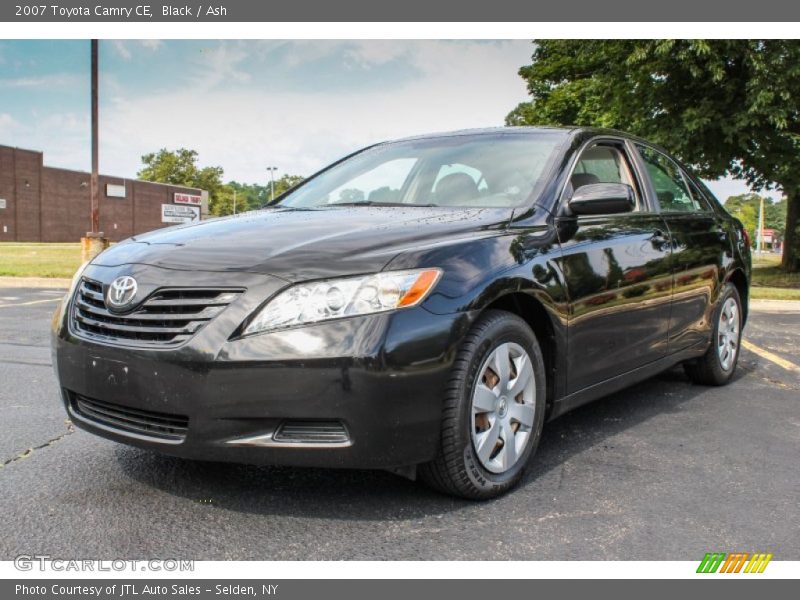 Front 3/4 View of 2007 Camry CE