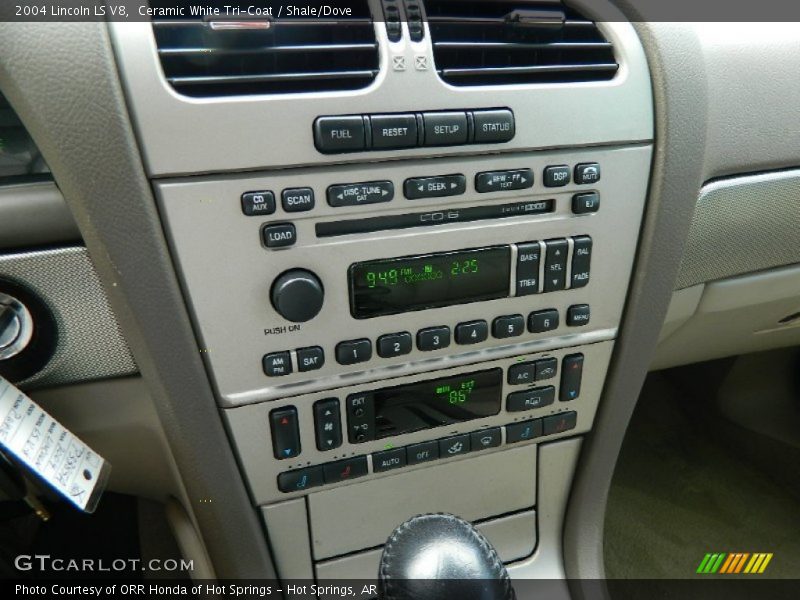 Controls of 2004 LS V8