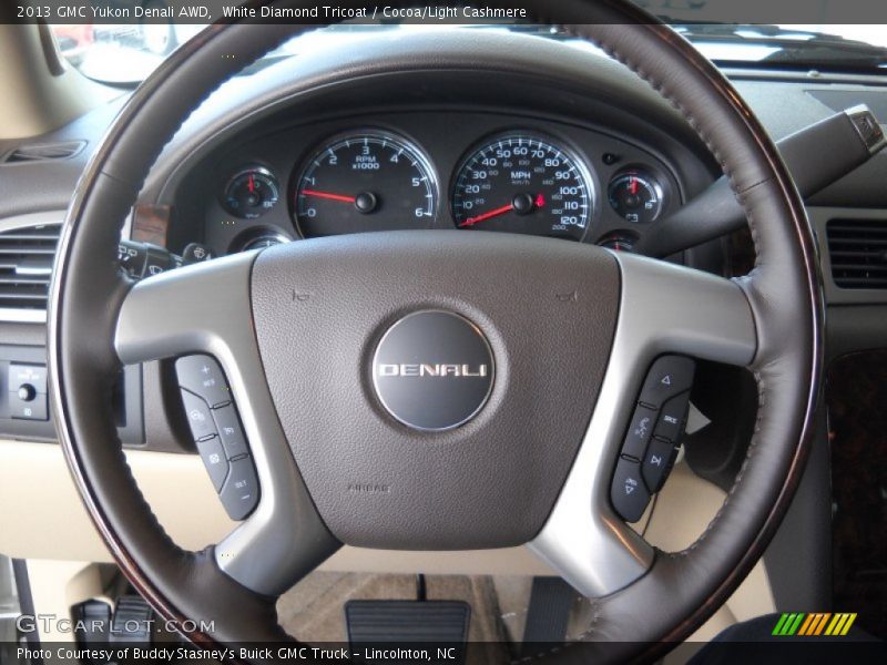 White Diamond Tricoat / Cocoa/Light Cashmere 2013 GMC Yukon Denali AWD