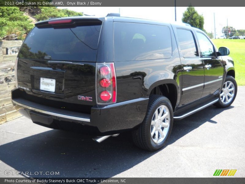 Onyx Black / Ebony 2013 GMC Yukon XL Denali AWD