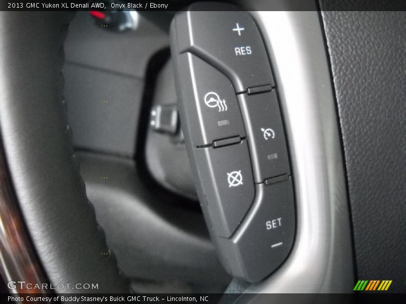Onyx Black / Ebony 2013 GMC Yukon XL Denali AWD
