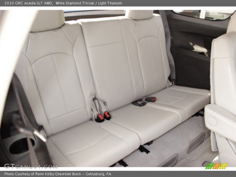 White Diamond Tricoat / Light Titanium 2010 GMC Acadia SLT AWD