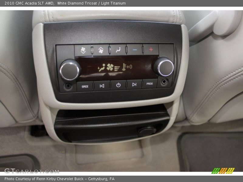 White Diamond Tricoat / Light Titanium 2010 GMC Acadia SLT AWD
