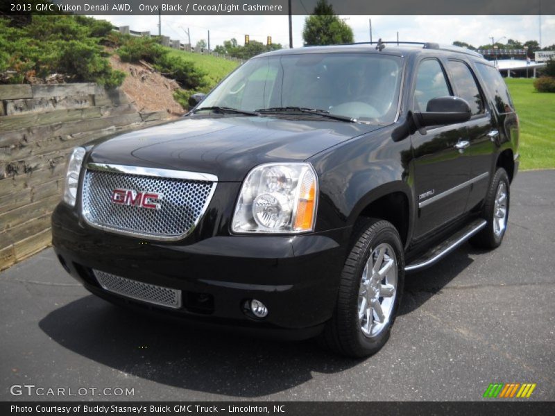 Onyx Black / Cocoa/Light Cashmere 2013 GMC Yukon Denali AWD