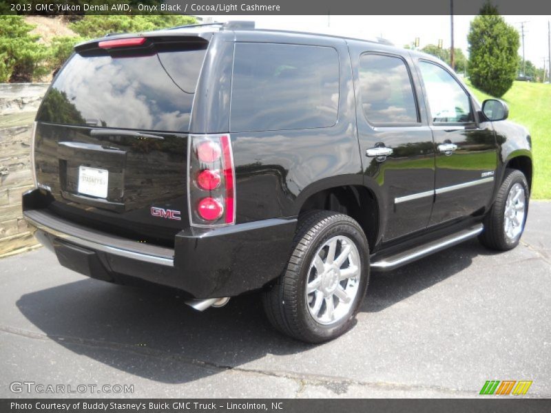 Onyx Black / Cocoa/Light Cashmere 2013 GMC Yukon Denali AWD