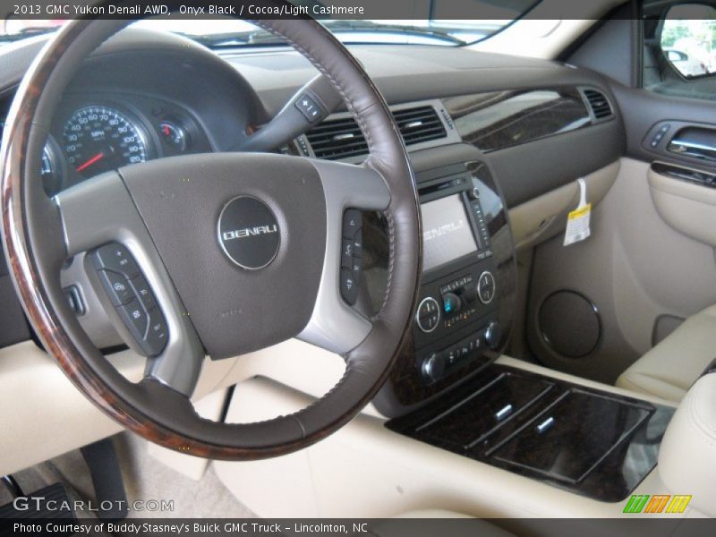 Onyx Black / Cocoa/Light Cashmere 2013 GMC Yukon Denali AWD