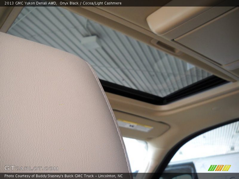 Onyx Black / Cocoa/Light Cashmere 2013 GMC Yukon Denali AWD
