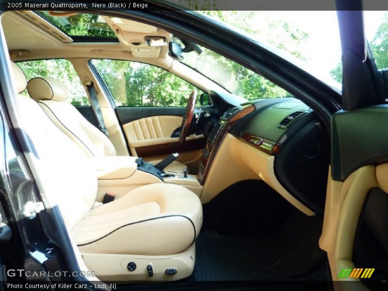 Nero (Black) / Beige 2005 Maserati Quattroporte