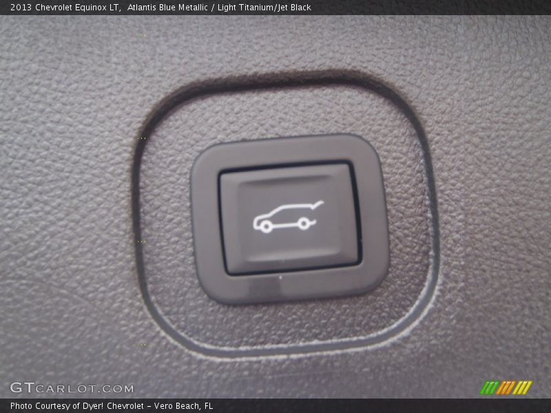 Atlantis Blue Metallic / Light Titanium/Jet Black 2013 Chevrolet Equinox LT