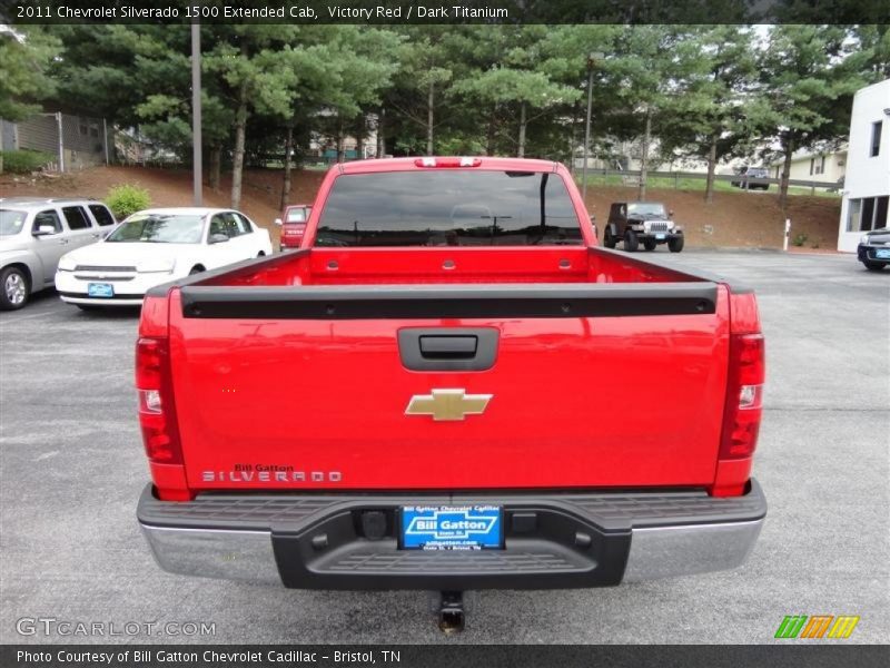 Victory Red / Dark Titanium 2011 Chevrolet Silverado 1500 Extended Cab