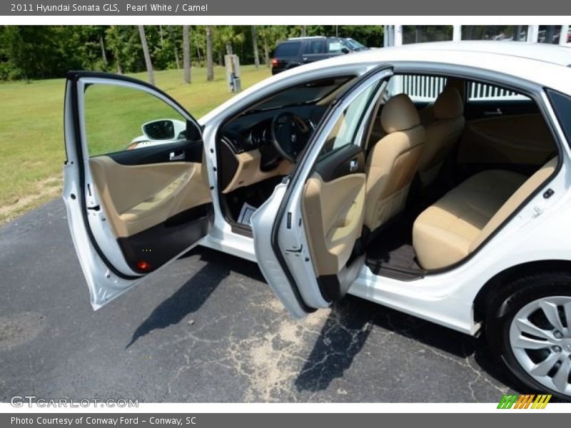 Pearl White / Camel 2011 Hyundai Sonata GLS