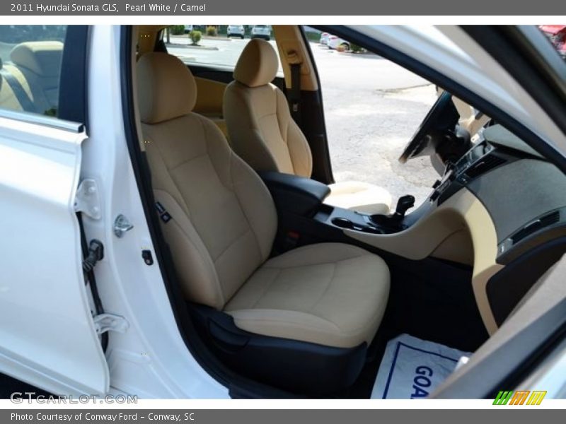Pearl White / Camel 2011 Hyundai Sonata GLS