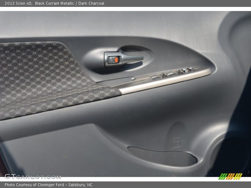 Black Currant Metallic / Dark Charcoal 2013 Scion xD