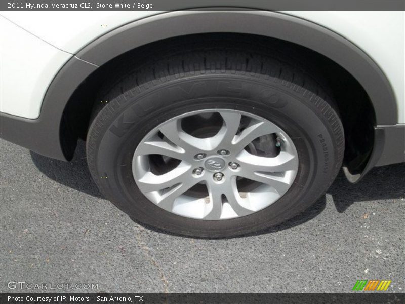 Stone White / Beige 2011 Hyundai Veracruz GLS