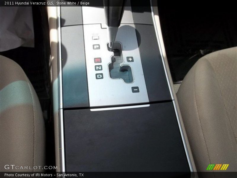 Stone White / Beige 2011 Hyundai Veracruz GLS