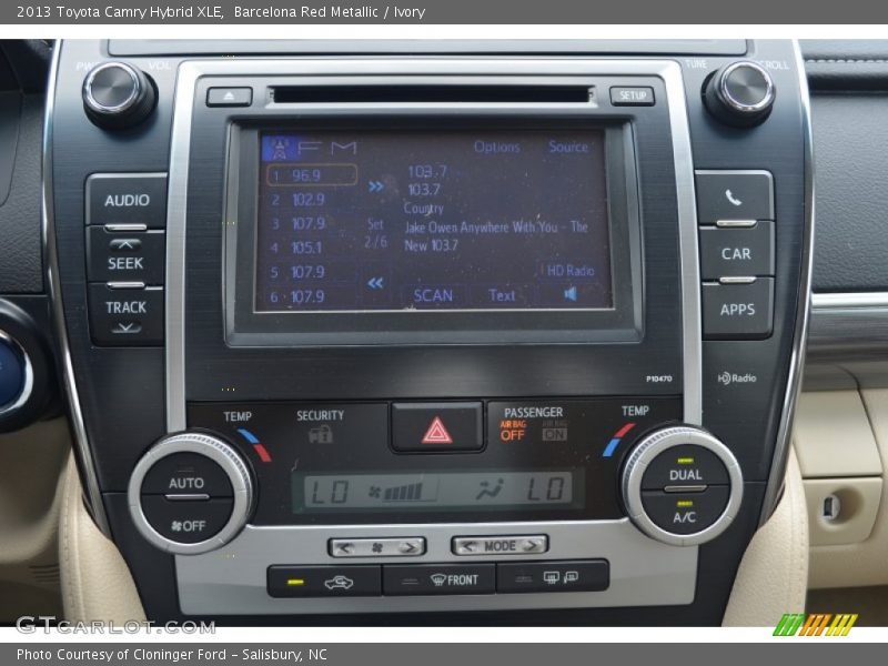 Barcelona Red Metallic / Ivory 2013 Toyota Camry Hybrid XLE