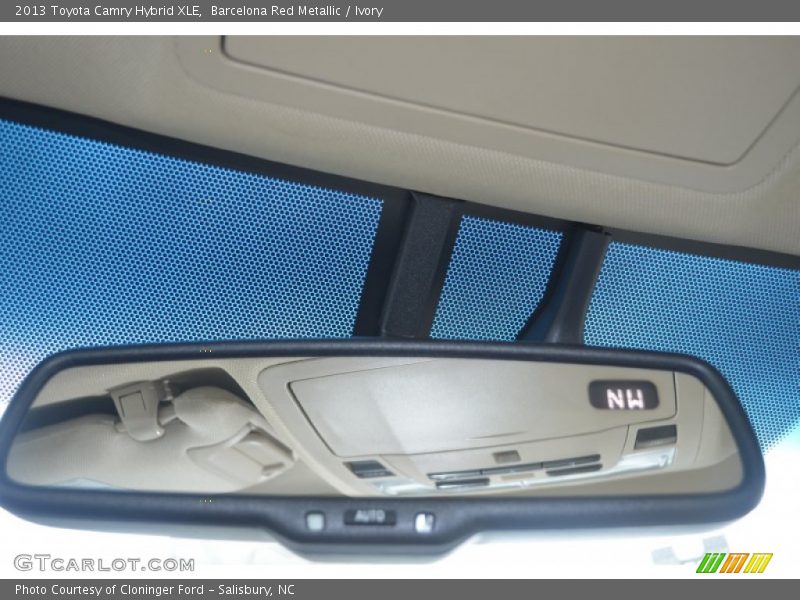 Barcelona Red Metallic / Ivory 2013 Toyota Camry Hybrid XLE